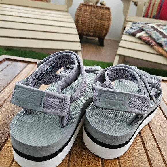 Teva Flatform Universal Sandal - Grey - Picture 5 of 6